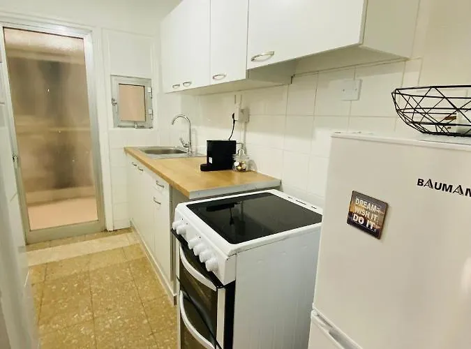 Engomi * 尼科西亚